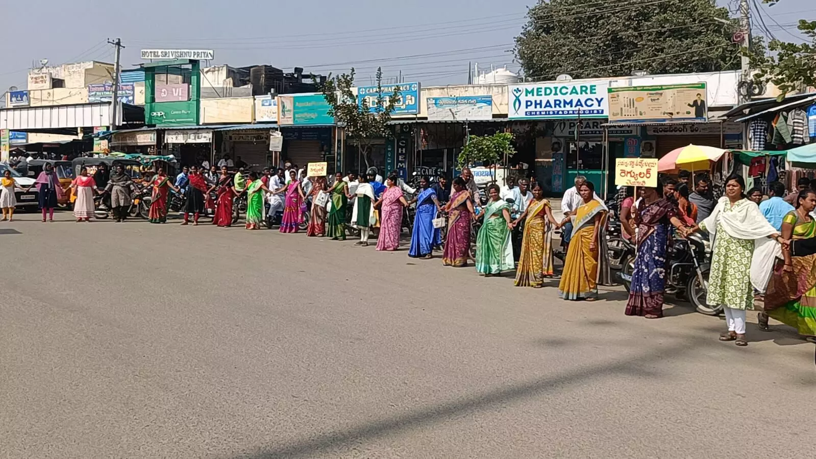 Samagra Shiksha Employees on Strike for 26 Days, Seek Regular Pay and Job Security