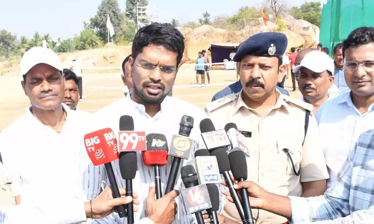 Sports help foster a friendly bond between police and the public, says District Collector Adarsh Surabhi and SP Giridhar Ravula