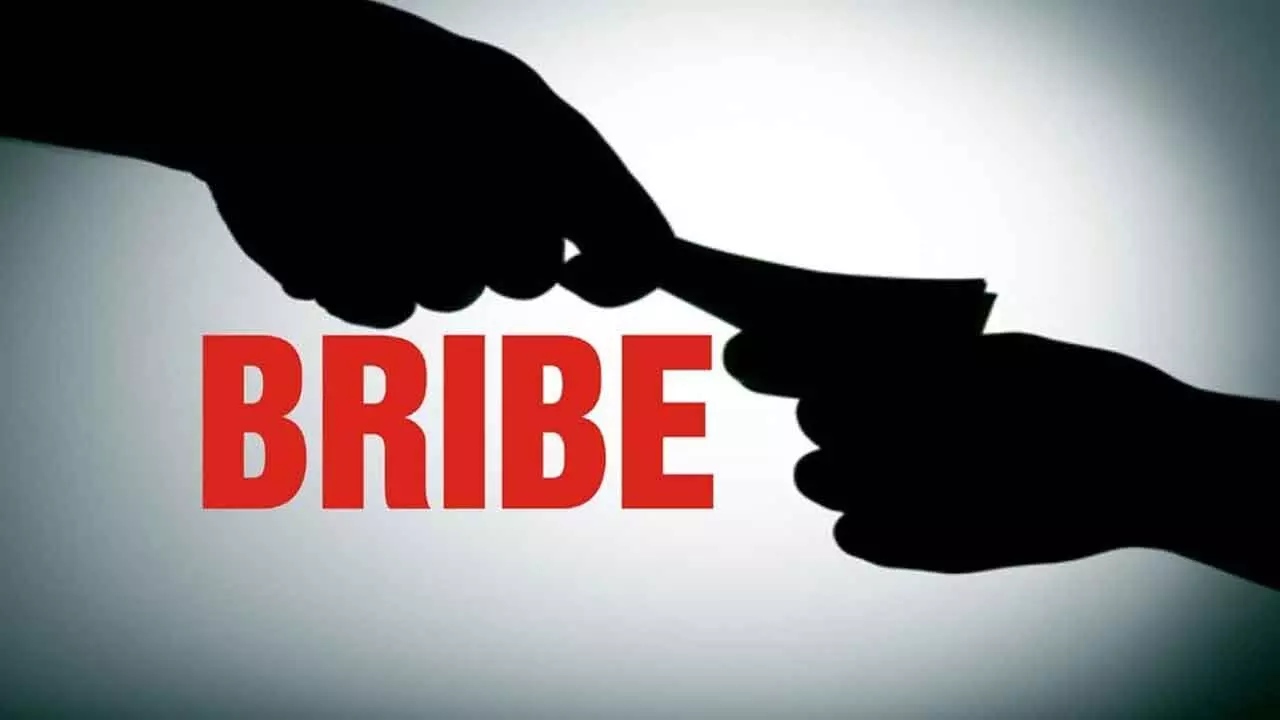 ACB arrests BC Commission staffer for accepting bribes