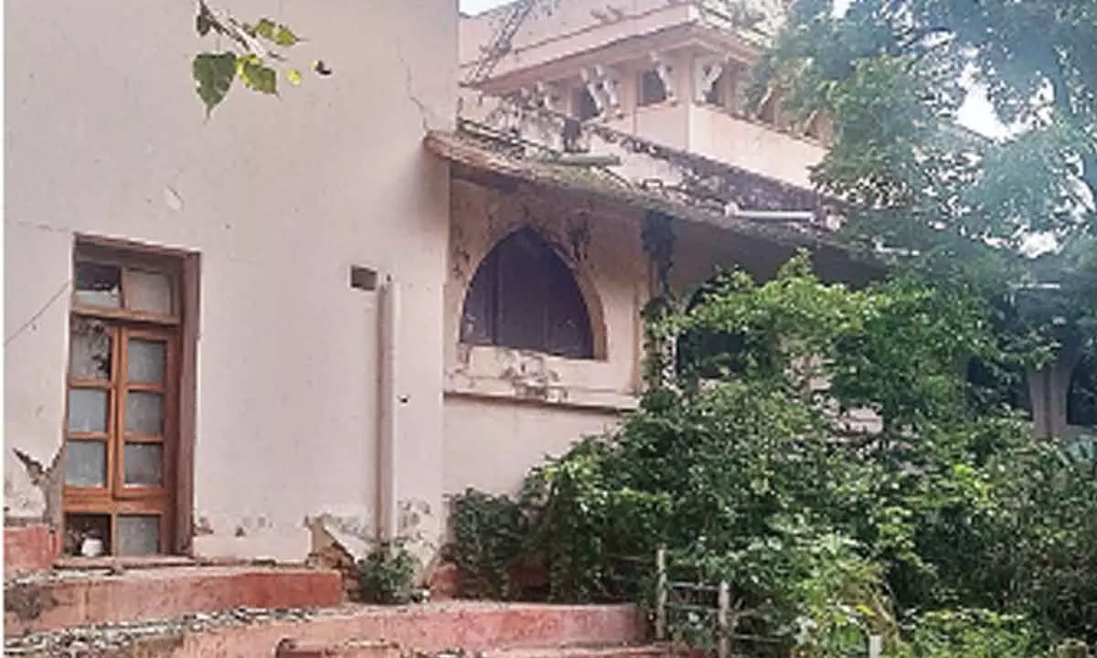 Bal Bhavan, once full of children, now neglected and empty