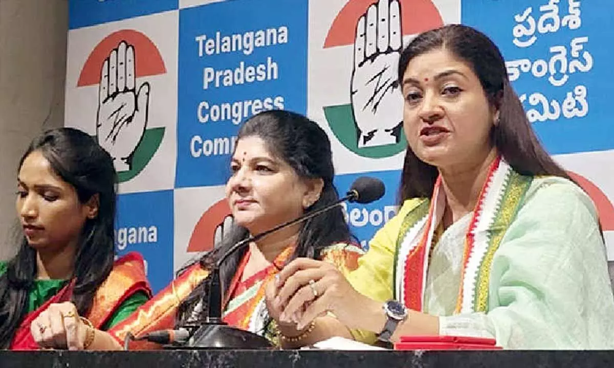 Congress urges Centre to implement women's quota