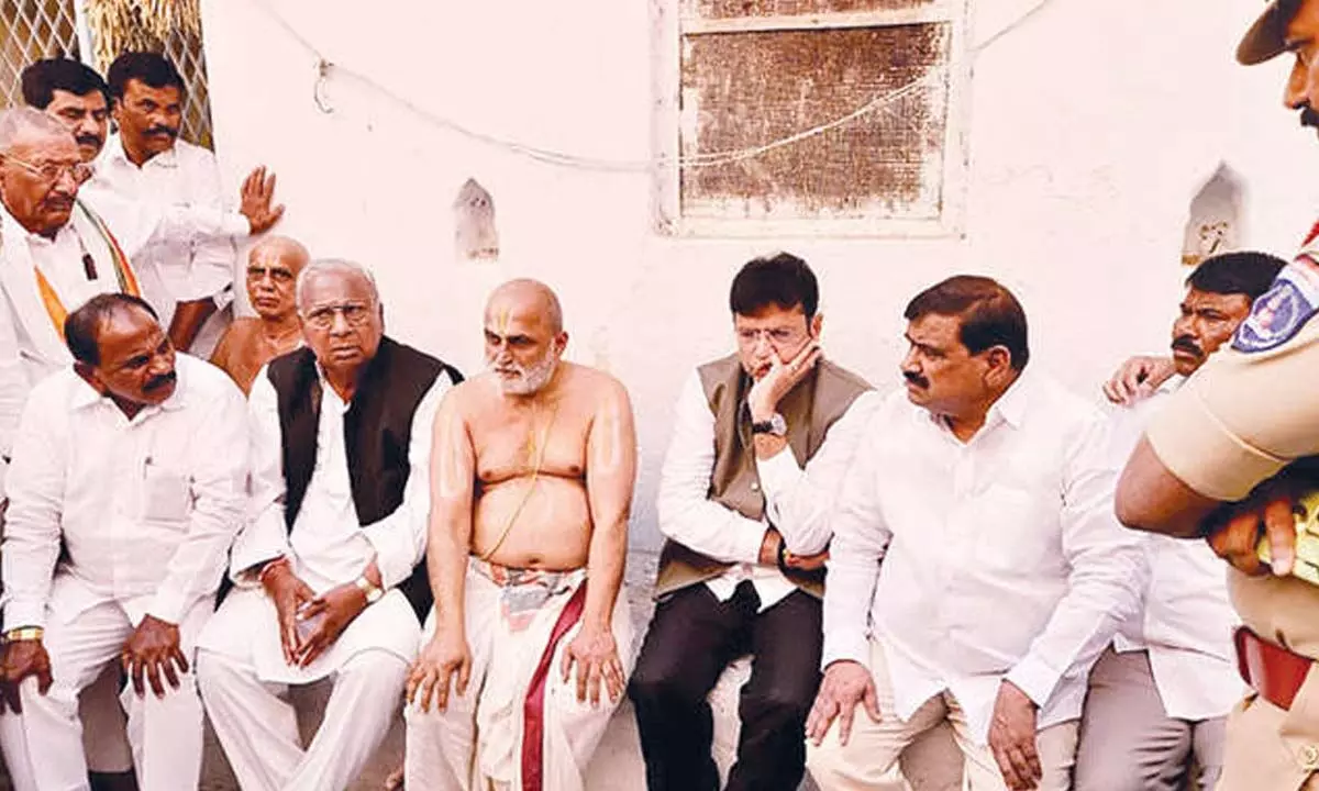 Ministers visit Chilkur Balaji priest