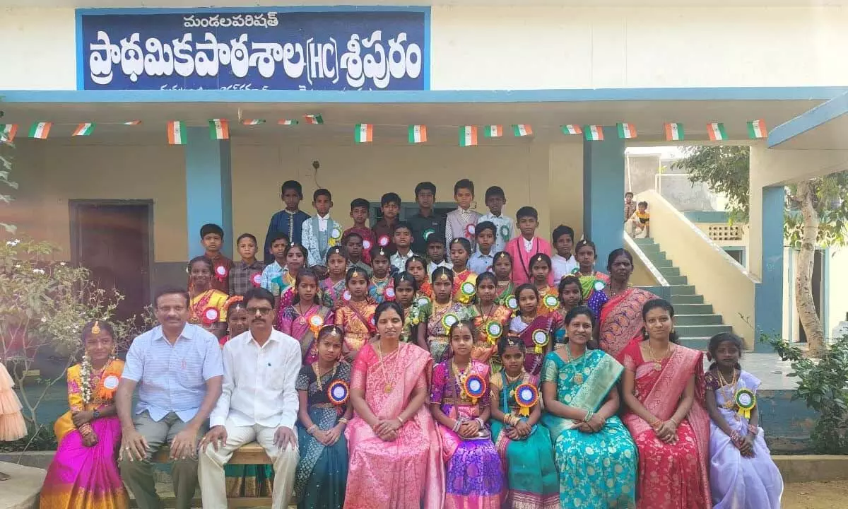 Sripuram Primary School Celebrates Self-Governance Day with Enthusiasm