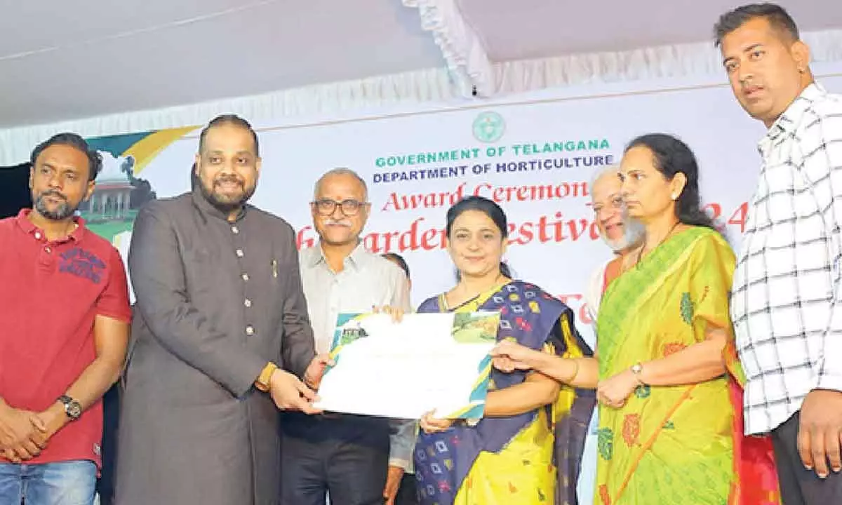 Surya Nagar Colony Park wins Gold Garden award