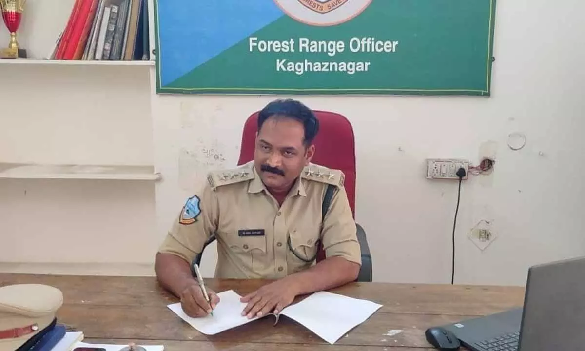 Anil Kumar takes charge as Kagaznagar FRO