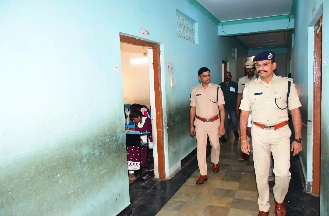 District SP T. Srinivasa Rao Reviews SSC Exam Centers for Smooth Conduct.