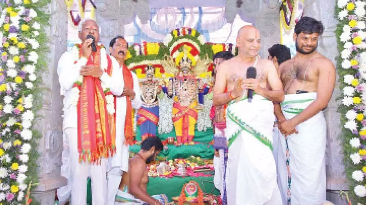 Kadiyam pledges to develop Bugulu Venkateswara temple