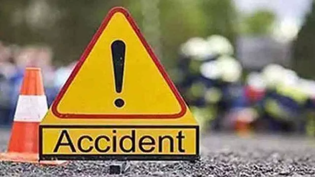 Police officer dies in road accident near Hayathnagar, Hyderabad